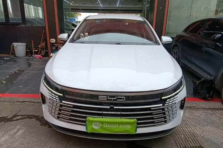 Used BYD Destroyer 05 2024 HONOR Edition DM-i 55KM Luxury Model Front
