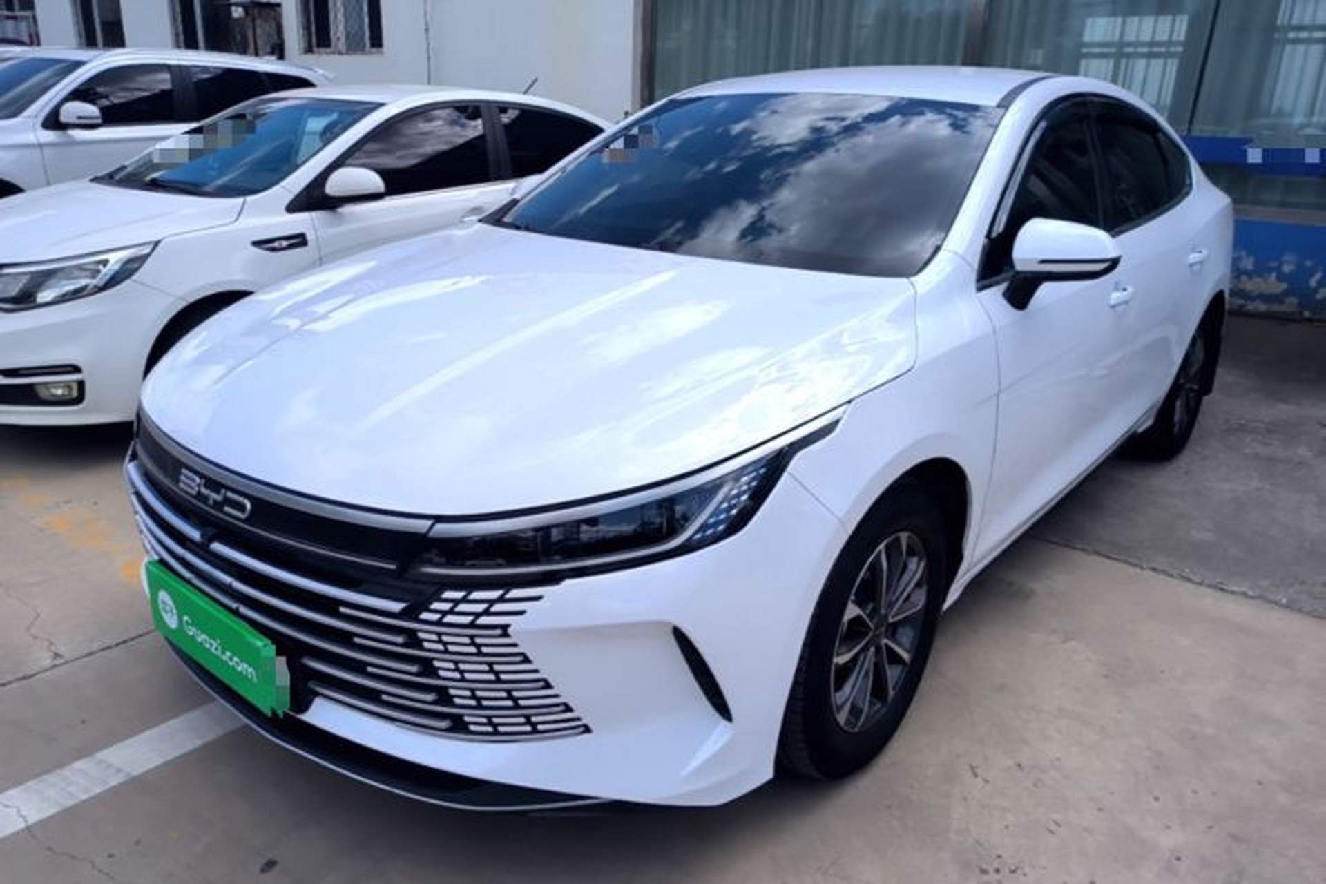 Used BYD Destroyer 05 2024 HONOR Edition DM-i 55KM Luxury Model Front Left 45 Deg