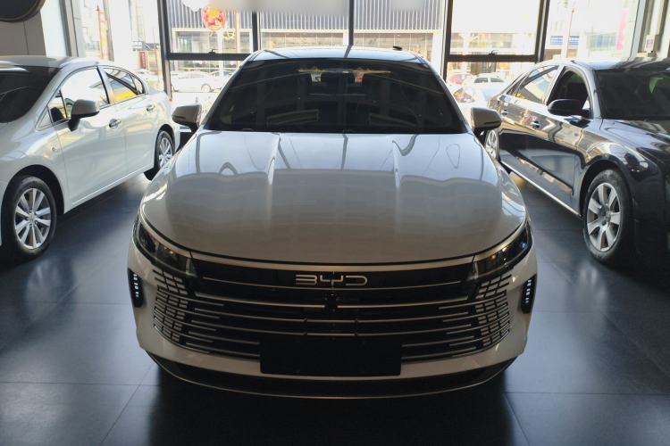Used BYD Destroyer 05 2024 HONOR Edition DM-i 55KM Luxury Model Front