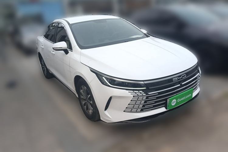 Used BYD Destroyer 05 2024 HONOR Edition DM-i 55KM Luxury Model Front Right 45 Deg
