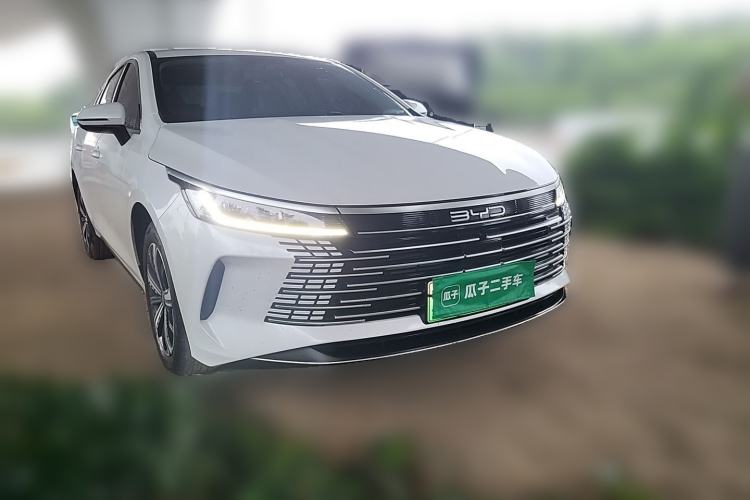 Used BYD Destroyer 05 2024 Honor Edition DM-i 120KM Luxury Model Front Right 45 Deg