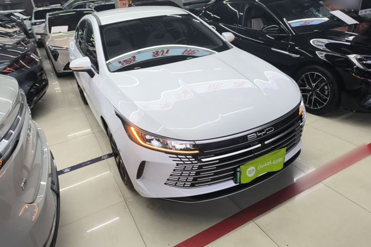 Used BYD Destroyer 05 2024 Honor Edition DM-i 120KM Luxury Model Front Right 45 Deg
