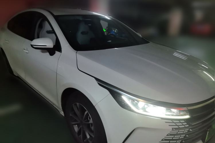 Used BYD Destroyer 05 2024 HONOR Edition DM-i 55KM Luxury Model Front Right 45 Deg