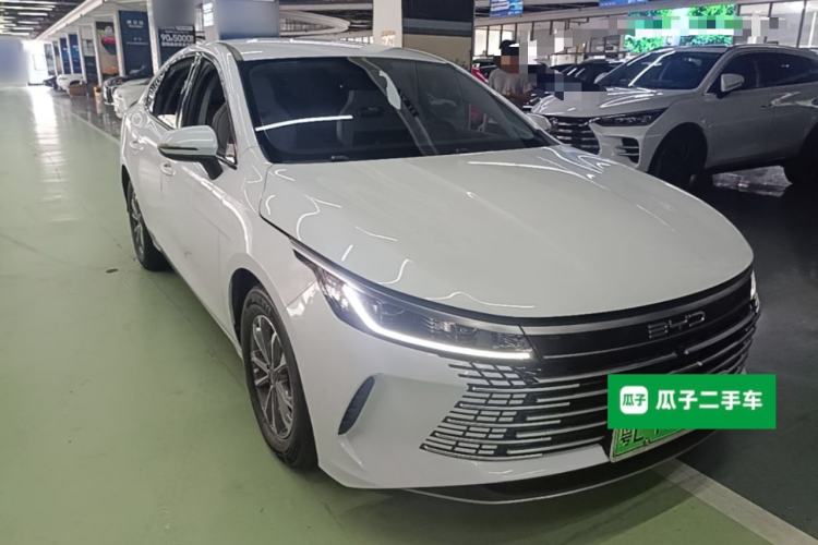 Used BYD Destroyer 05 2024 HONOR Edition DM-i 55KM Luxury Model Front Right 45 Deg