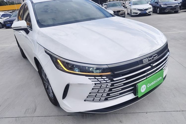 Used BYD Destroyer 05 2024 HONOR Edition DM-i 55KM Luxury Model Front Right 45 Deg