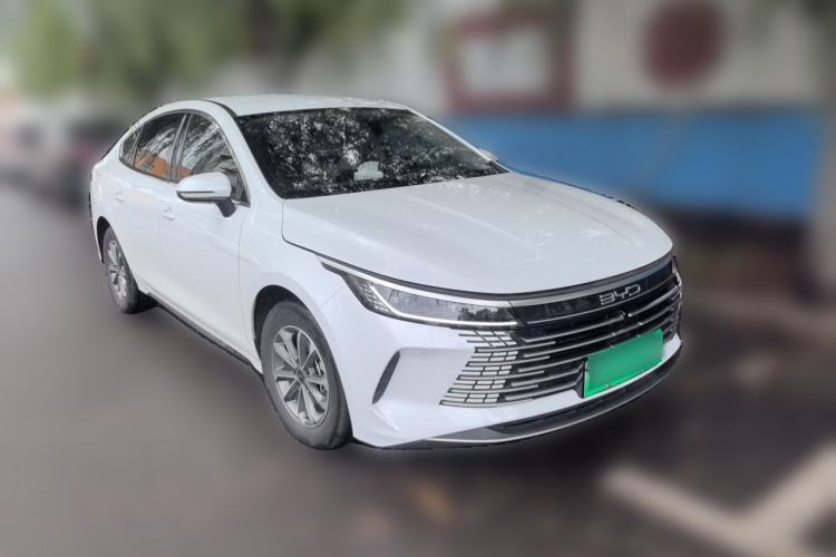 Used BYD Destroyer 05 2024 HONOR Edition DM-i 55KM Luxury Model Front Right 45 Deg