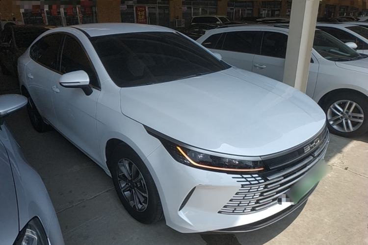 Used BYD Destroyer 05 2024 HONOR Edition DM-i 55KM Luxury Model Front Right 45 Deg