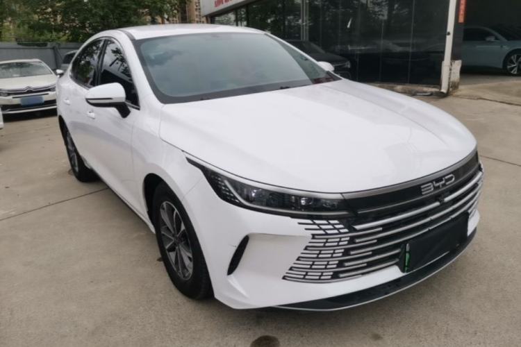 Used BYD Destroyer 05 2024 HONOR Edition DM-i 55KM Luxury Model Front Right 45 Deg