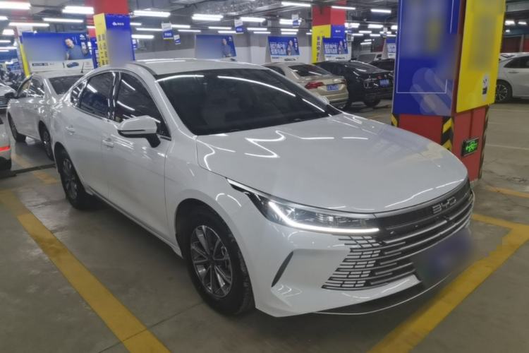 Used BYD Destroyer 05 2024 HONOR Edition DM-i 55KM Luxury Model Front Right 45 Deg
