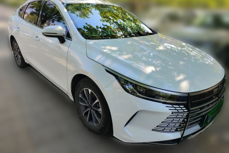 Used BYD Destroyer 05 2024 HONOR Edition DM-i 55KM Luxury Model Front Right 45 Deg