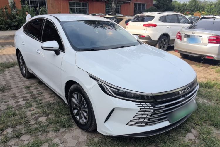 Used BYD Destroyer 05 2024 HONOR Edition DM-i 55KM Luxury Model Front Right 45 Deg