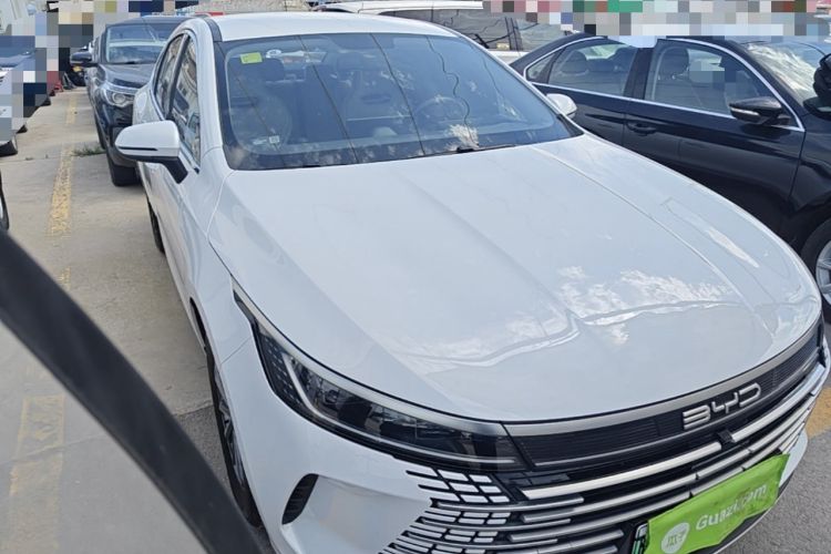 Used BYD Destroyer 05 2024 HONOR Edition DM-i 55KM Luxury Model Front Right 45 Deg