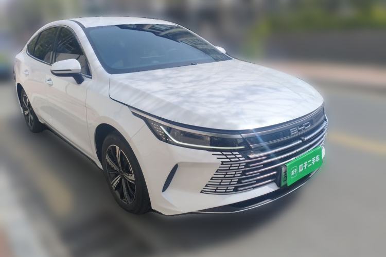 Used BYD Destroyer 05 2024 Honor Edition DM-i 120KM Luxury Model Front Right 45 Deg