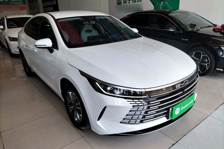 Used BYD Destroyer 05 2024 HONOR Edition DM-i 55KM Luxury Model Front Right 45 Deg