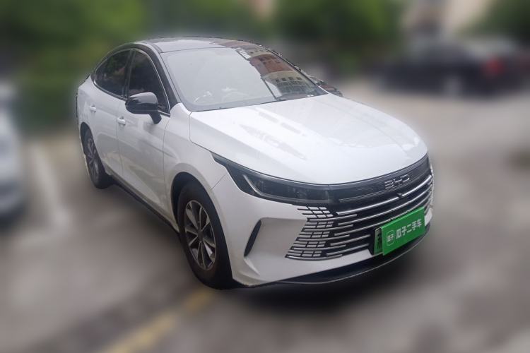 Used BYD Destroyer 05 2024 HONOR Edition DM-i 55KM Luxury Model Front Right 45 Deg