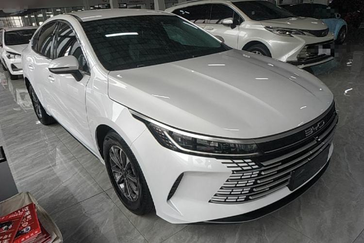 Used BYD Destroyer 05 2024 HONOR Edition DM-i 55KM Luxury Model Front Right 45 Deg