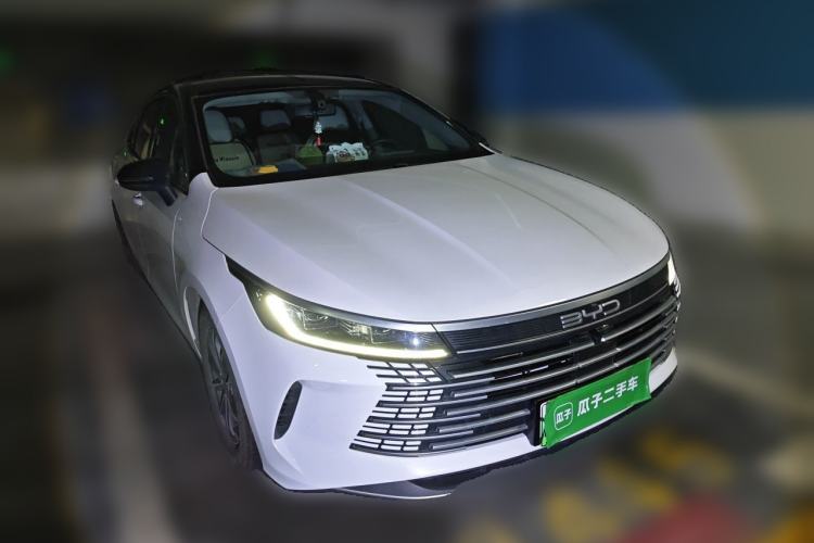 Used BYD Destroyer 05 2024 HONOR Edition DM-i 55KM Luxury Model Front Right 45 Deg