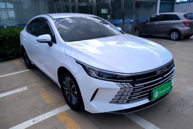 Used BYD Destroyer 05 2024 HONOR Edition DM-i 55KM Luxury Model Front Right 45 Deg