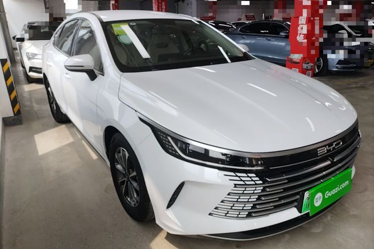 Used BYD Destroyer 05 2024 HONOR Edition DM-i 55KM Luxury Model Front Right 45 Deg