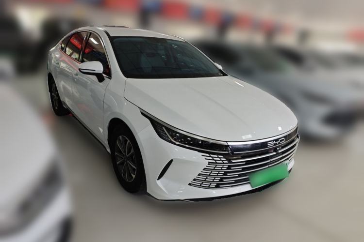 Used BYD Destroyer 05 2024 HONOR Edition DM-i 55KM Luxury Model Front Right 45 Deg