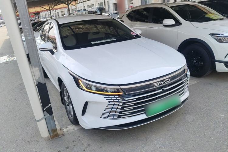 Used BYD Destroyer 05 2024 HONOR Edition DM-i 55KM Luxury Model Front Right 45 Deg