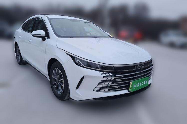 Used BYD Destroyer 05 2024 HONOR Edition DM-i 55KM Luxury Model Front Right 45 Deg
