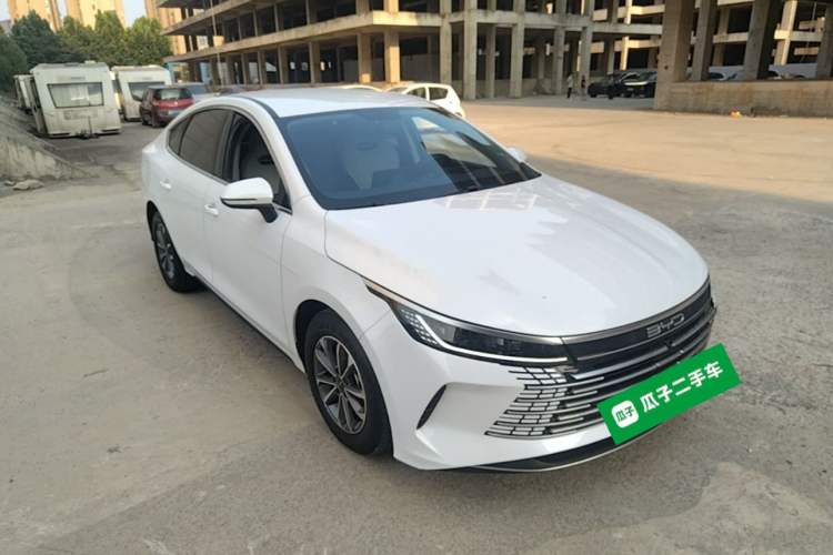 Used BYD Destroyer 05 2024 HONOR Edition DM-i 55KM Luxury Model Front Right 45 Deg