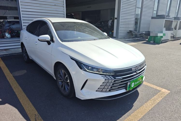 Used BYD Destroyer 05 2024 HONOR Edition DM-i 55KM Luxury Model Front Right 45 Deg