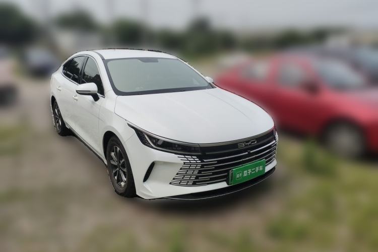 Used BYD Destroyer 05 2024 HONOR Edition DM-i 55KM Luxury Model Front Right 45 Deg