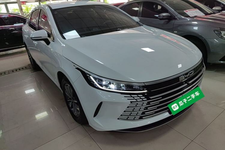 Used BYD Destroyer 05 2024 HONOR Edition DM-i 55KM Luxury Model Front Right 45 Deg