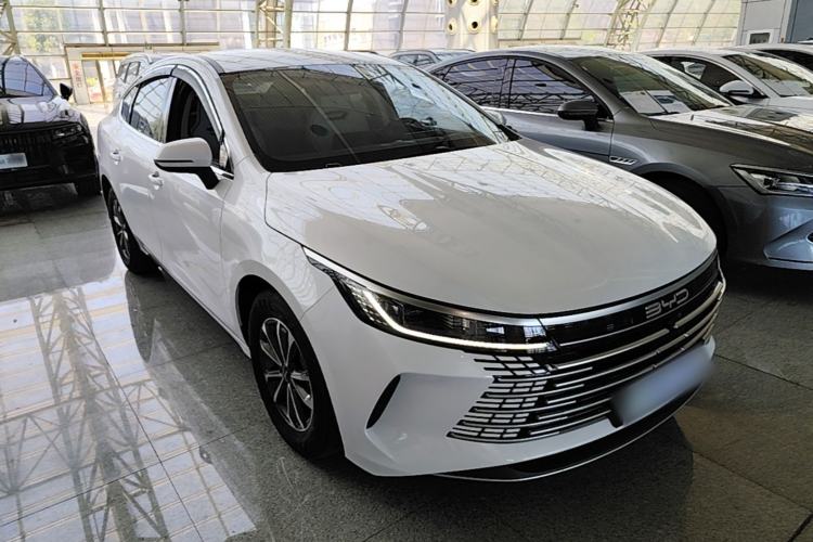 Used BYD Destroyer 05 2024 HONOR Edition DM-i 55KM Luxury Model Front Right 45 Deg
