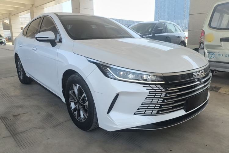 Used BYD Destroyer 05 2024 HONOR Edition DM-i 55KM Luxury Model Front Right 45 Deg