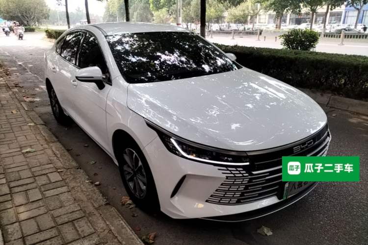 Used BYD Destroyer 05 2024 HONOR Edition DM-i 55KM Luxury Model Front Right 45 Deg