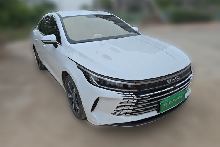 Used BYD Destroyer 05 2024 Honor Edition DM-i 120KM Luxury Model Front Right 45 Deg