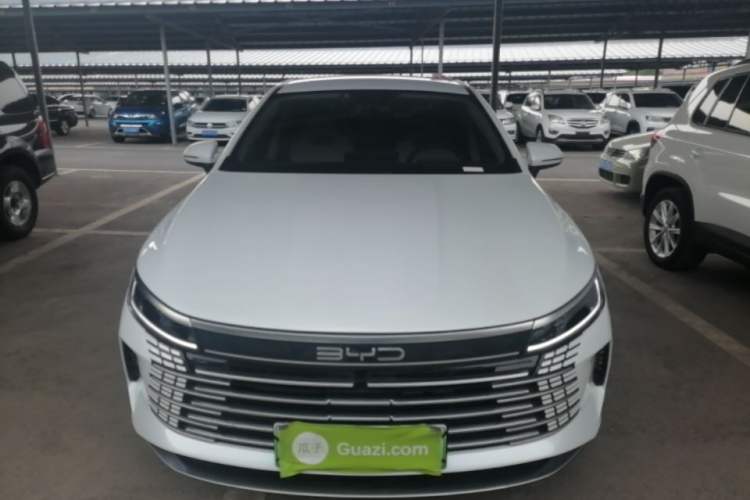 Used BYD Destroyer 05 2024 HONOR Edition DM-i 55KM Luxury Model Front