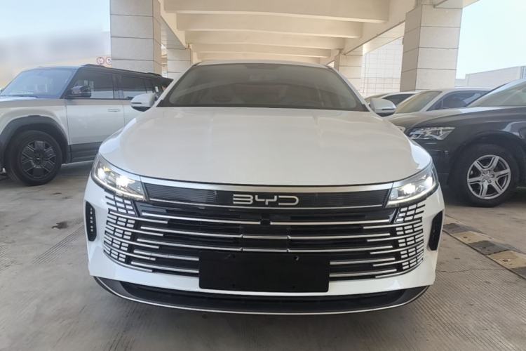 Used BYD Destroyer 05 2024 HONOR Edition DM-i 55KM Luxury Model Front