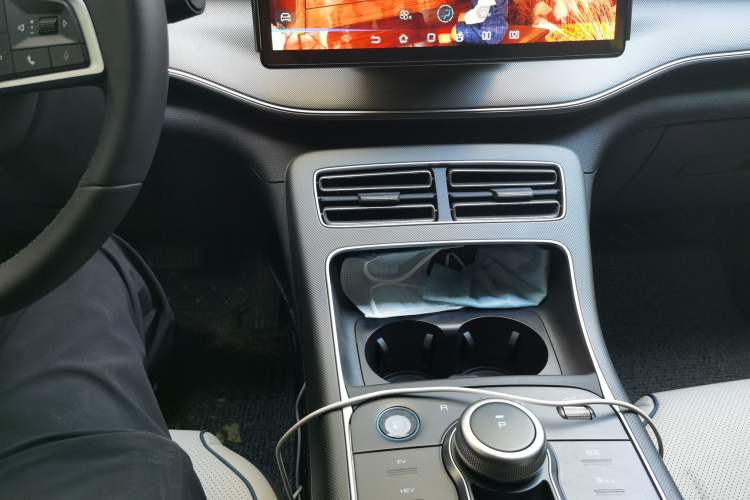 Used BYD Destroyer 05 2024 HONOR Edition DM-i 55KM Luxury Model Gear Lever