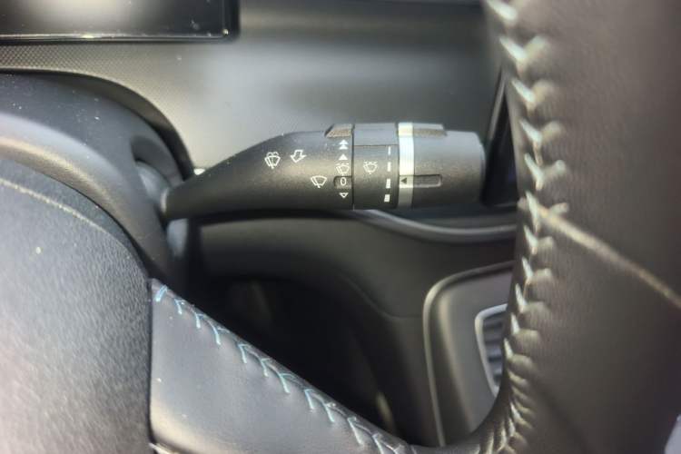 Used BYD Destroyer 05 2024 HONOR Edition DM-i 55KM Luxury Model Gear Lever