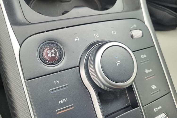 Used BYD Destroyer 05 2024 HONOR Edition DM-i 55KM Luxury Model Gear Lever