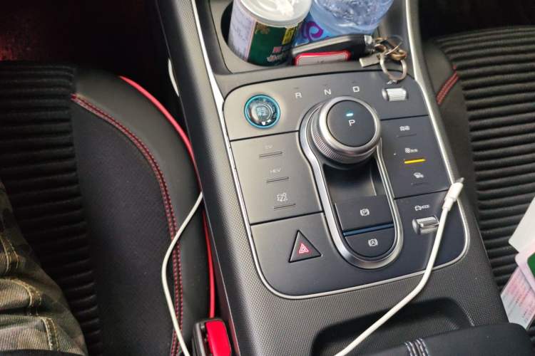 Used BYD Destroyer 05 2024 HONOR Edition DM-i 120KM Prestige Model Gear Lever