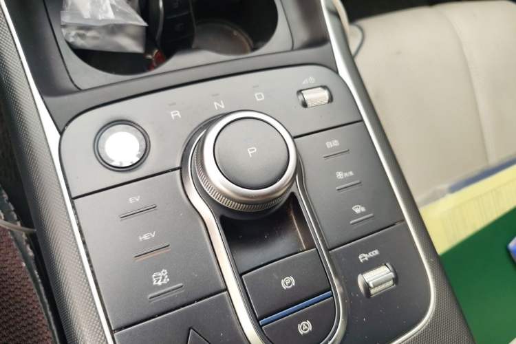 Used BYD Destroyer 05 2024 HONOR Edition DM-i 55KM Luxury Model Gear Lever