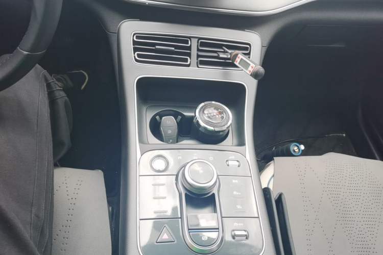 Used BYD Destroyer 05 2024 HONOR Edition DM-i 55KM Luxury Model Gear Lever