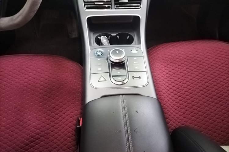 Used BYD Destroyer 05 2024 HONOR Edition DM-i 55KM Luxury Model Gear Lever