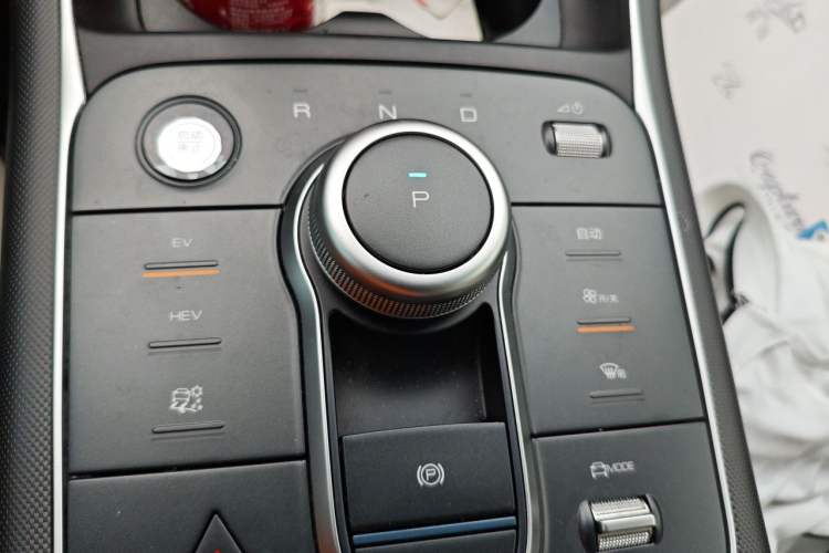 Used BYD Destroyer 05 2024 HONOR Edition DM-i 55KM Luxury Model Gear Lever