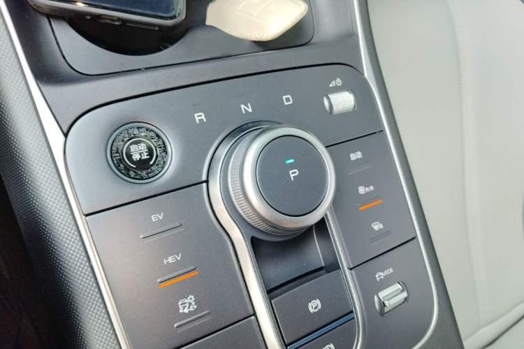 Used BYD Destroyer 05 2024 HONOR Edition DM-i 55KM Luxury Model Gear Lever