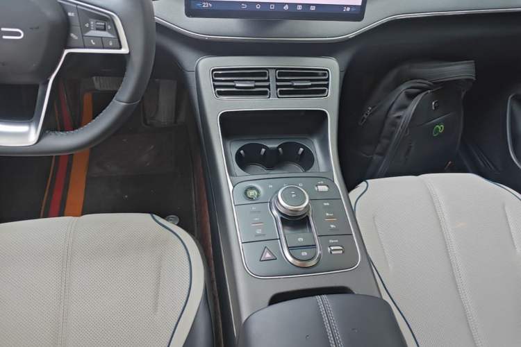 Used BYD Destroyer 05 2024 HONOR Edition DM-i 55KM Luxury Model Gear Lever