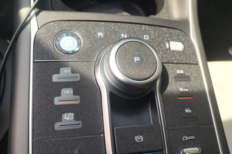Used BYD Destroyer 05 2024 HONOR Edition DM-i 55KM Luxury Model Gear Lever