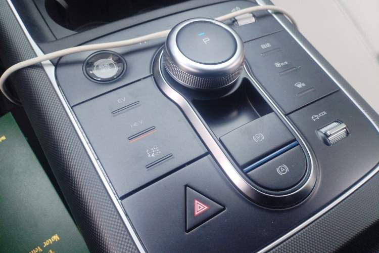 Used BYD Destroyer 05 2024 HONOR Edition DM-i 55KM Luxury Model Gear Lever