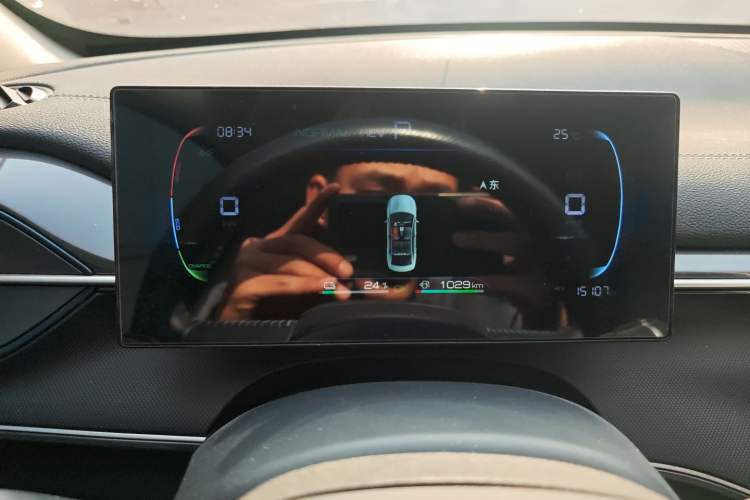 Used BYD Destroyer 05 2024 HONOR Edition DM-i 55KM Luxury Model Instrument Cluster