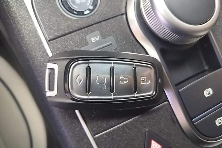 Used BYD Destroyer 05 2024 HONOR Edition DM-i 55KM Luxury Model Interior 1